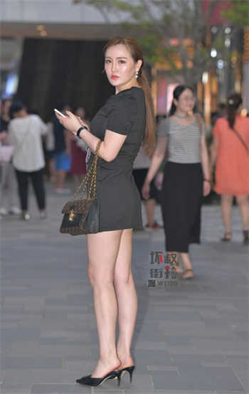 在丈夫部下的面前十二小时