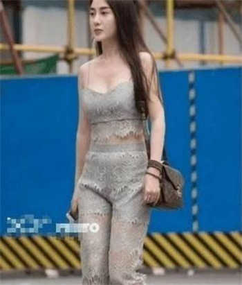 痞幼和猴哥打扑克图网盘