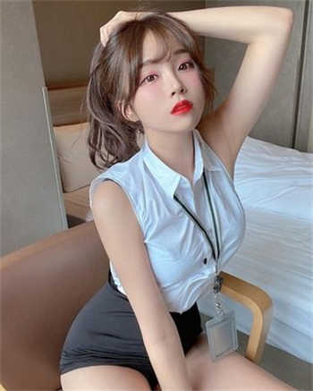 俄罗斯美女与动物zoo