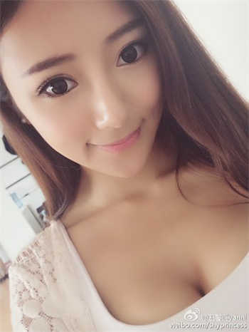 女子为了钱牺牲了自己