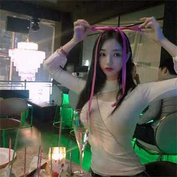 美女教师林雪薇