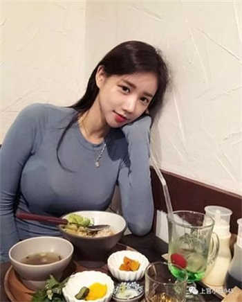 超神学院之银奸蕾娜