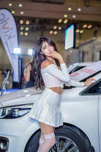 鲍照就要鲍个极品美女