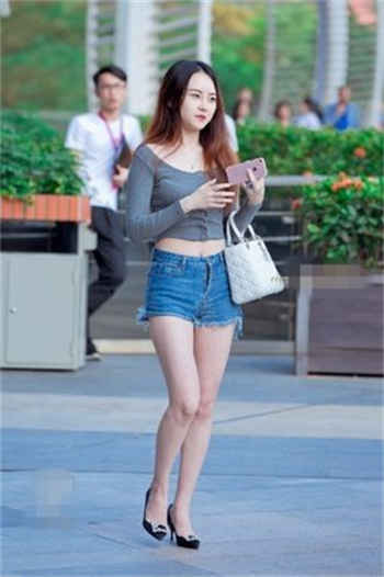 触手宠物《无孔不入》