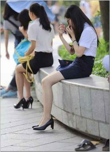 姉姐孕动漫全集在线观看