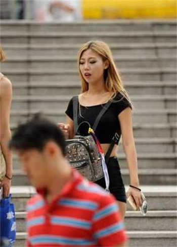 成年人直播免费