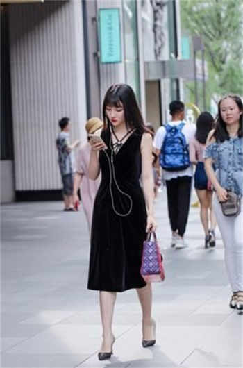 天美传媒母亲的新男友