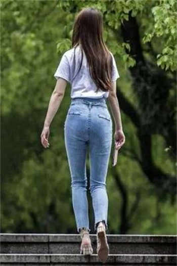 靖南王府冲喜的小说