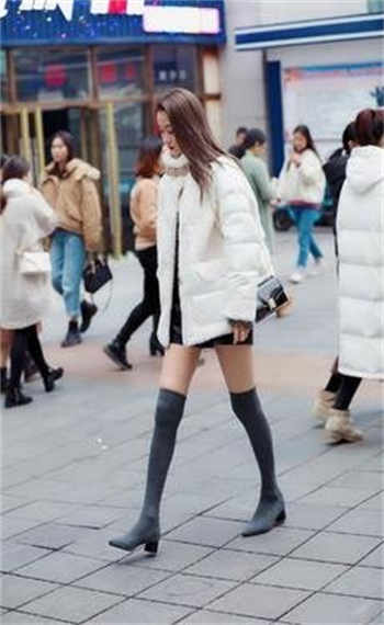 为丈夫晋升的妻子中文字